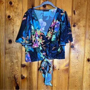 Fashion To Figure Tropical Floral Print Crop Top